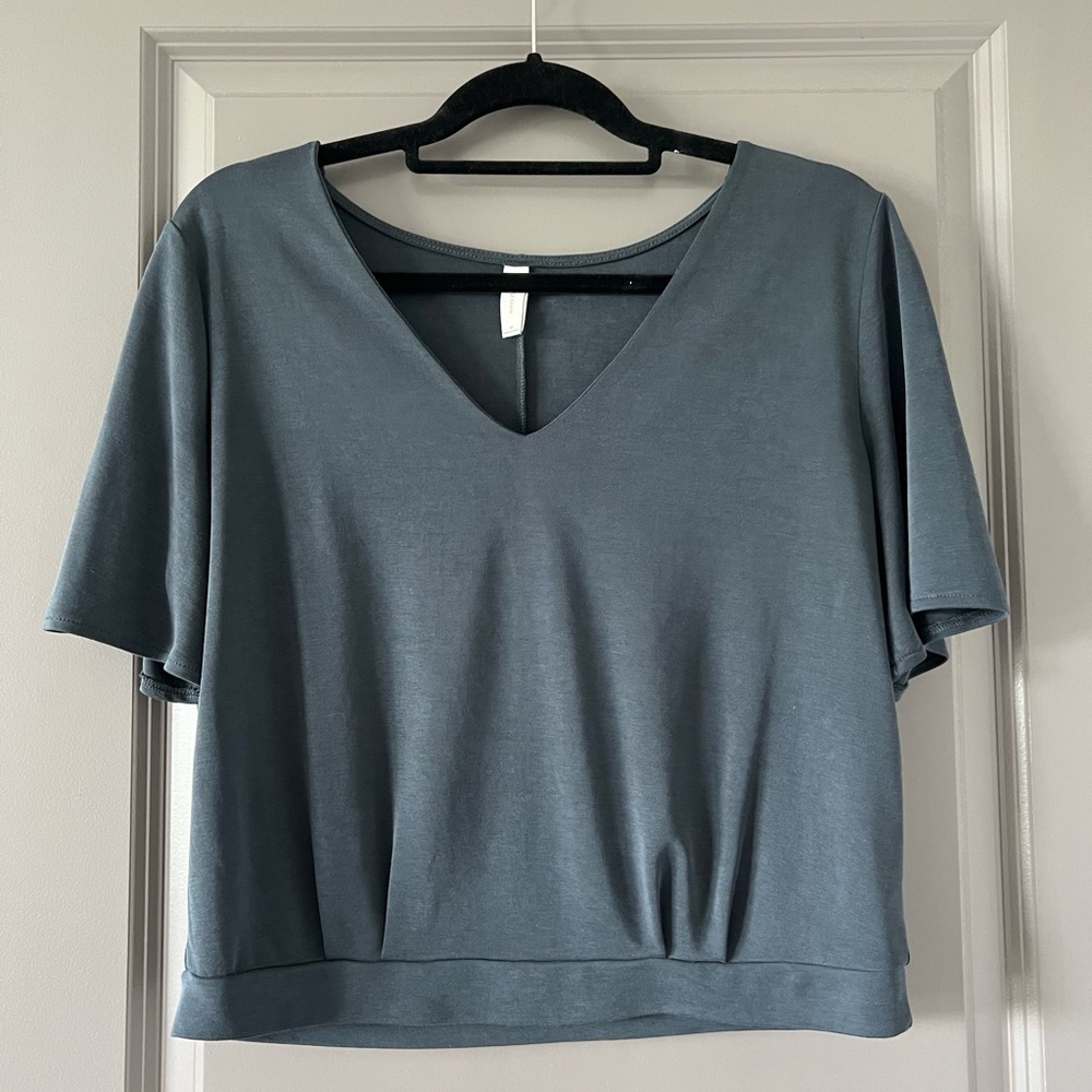 a really nice looking basic v neck, perfect for business casual!